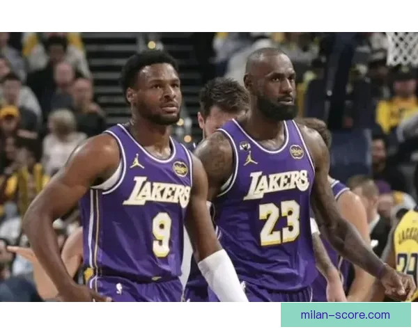 湖人双伤缺阵詹姆斯单核首轮对手选三人之一